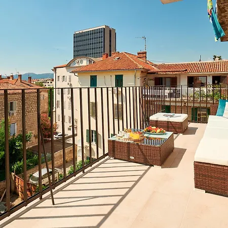 Sun Harmony Apartment Split